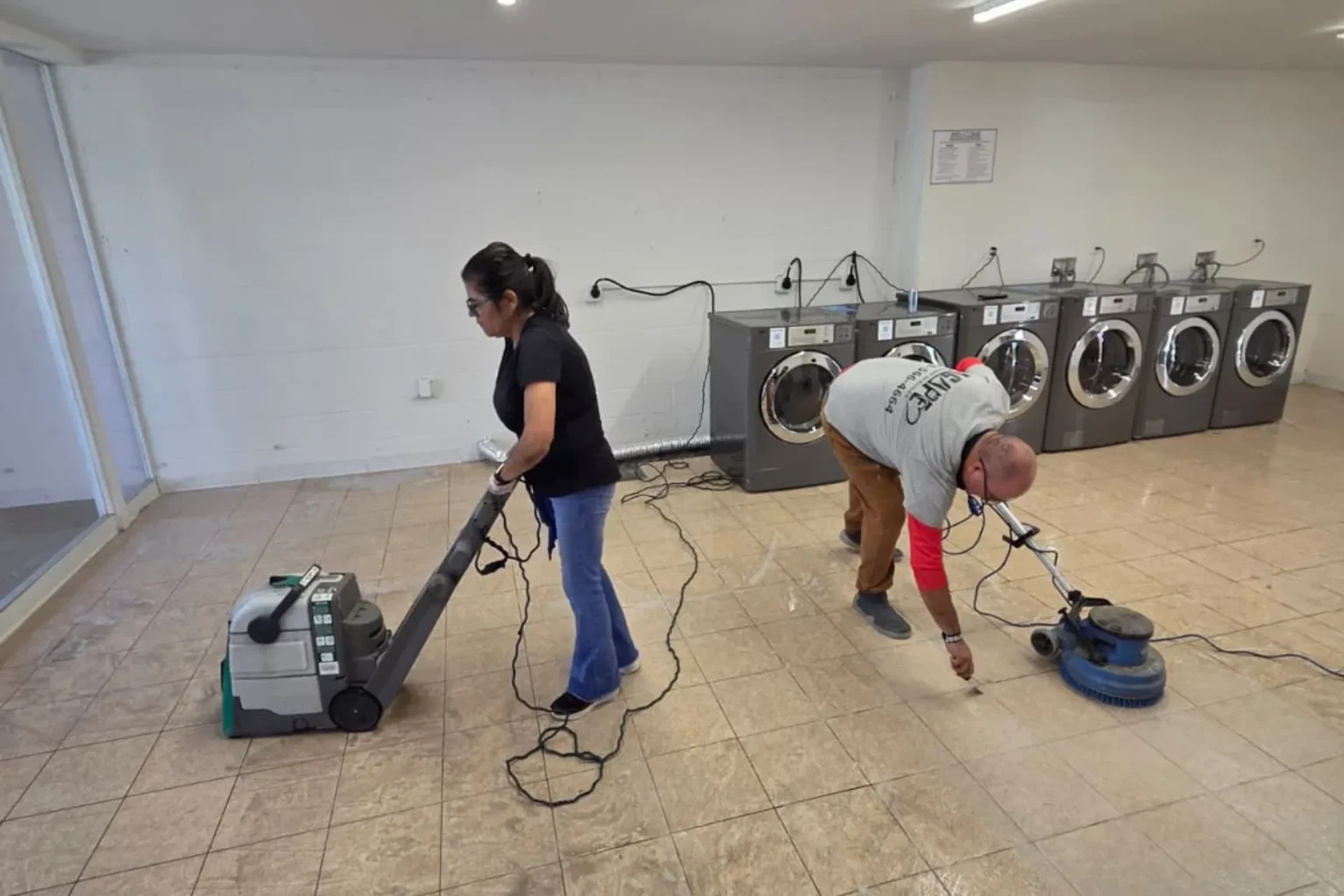 Standard cleaning service in Palm Desert, CA